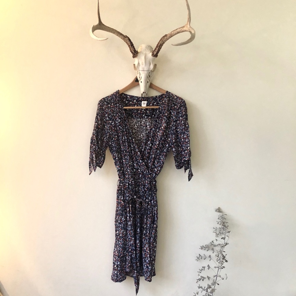 Tie sleeve wrap style dress